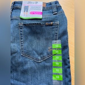Seven jeans Audrey skimmer Size 10 slim fit capri